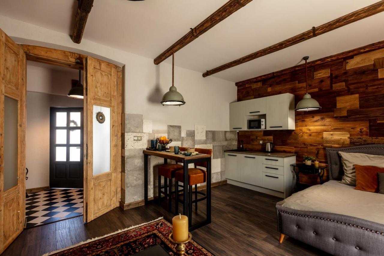 Bab-Lak Apartman Kisvarda Bagian luar foto