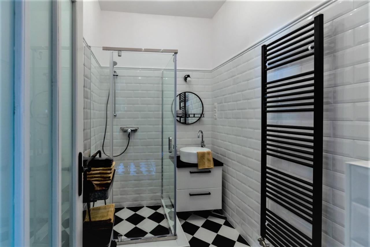 Bab-Lak Apartman Kisvarda Bagian luar foto