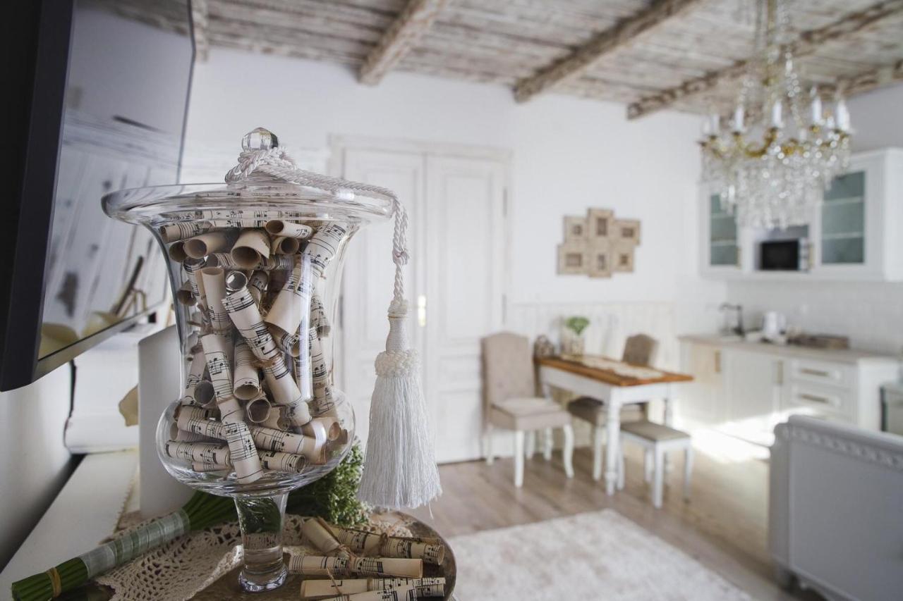 Bab-Lak Apartman Kisvarda Bagian luar foto